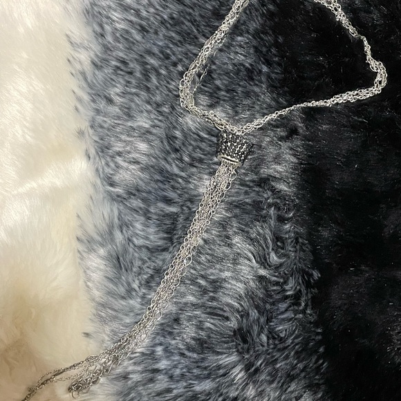 Necklace - Picture 3 of 3